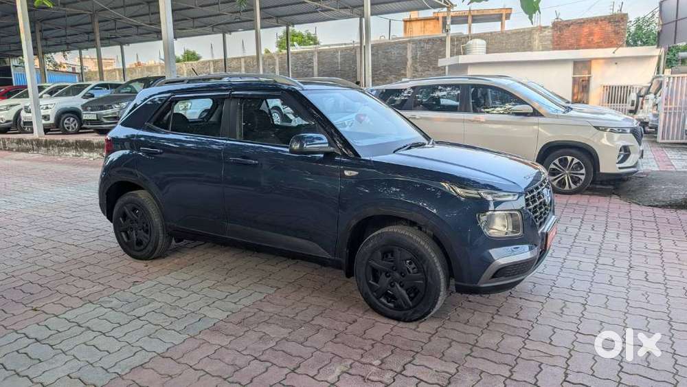 Hyundai Venue S Plus Mt 1.2 Kappa, 2021, Petrol
