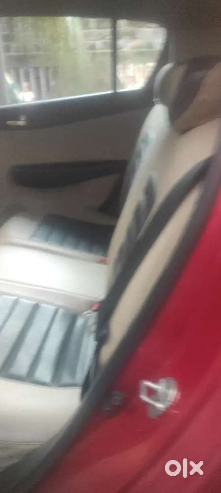 Hyundai I20 Petrol Asta 2010 Car Top Model,
