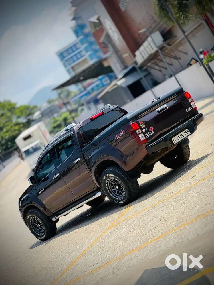 No Replacement All Original Paint.with Service Record