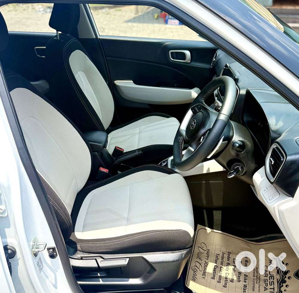 Hyundai Venue 1.0 S (o) Turbo Dct, 2024, Petrol