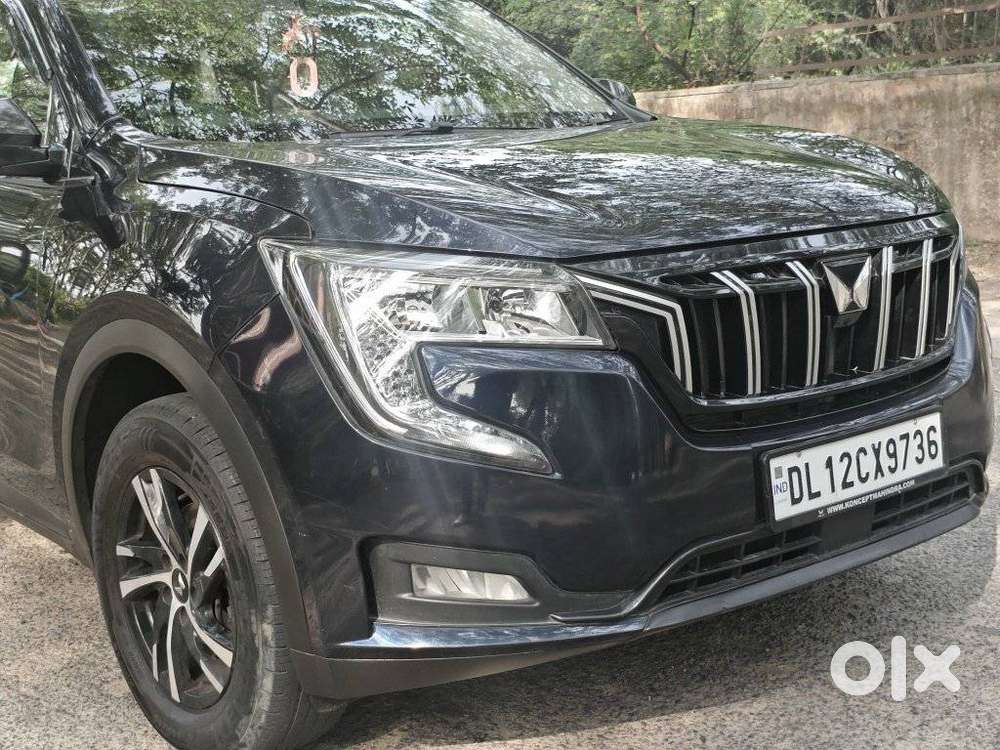 Mahindra Xuv700 2.0 Mx Petrol Mt 5 Str, 2024, Petrol
