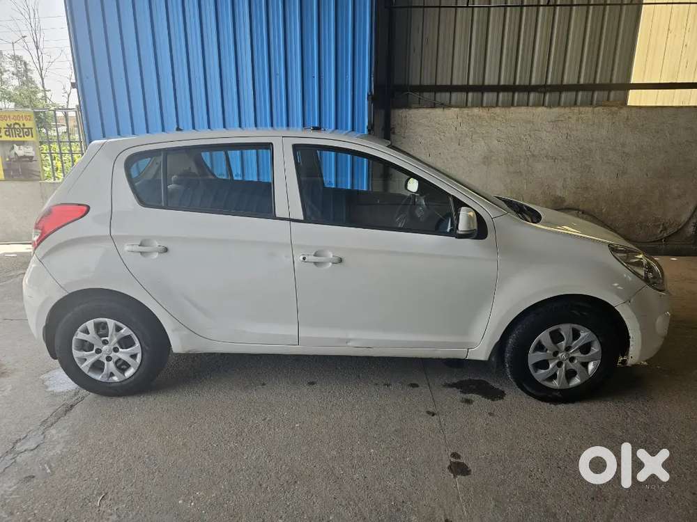 I 20 Car For Scrap Purpose