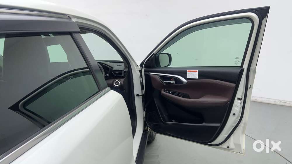 Maruti Suzuki Grand Vitara 1.5 Zeta Cng, 2023, Cng & Hybrids