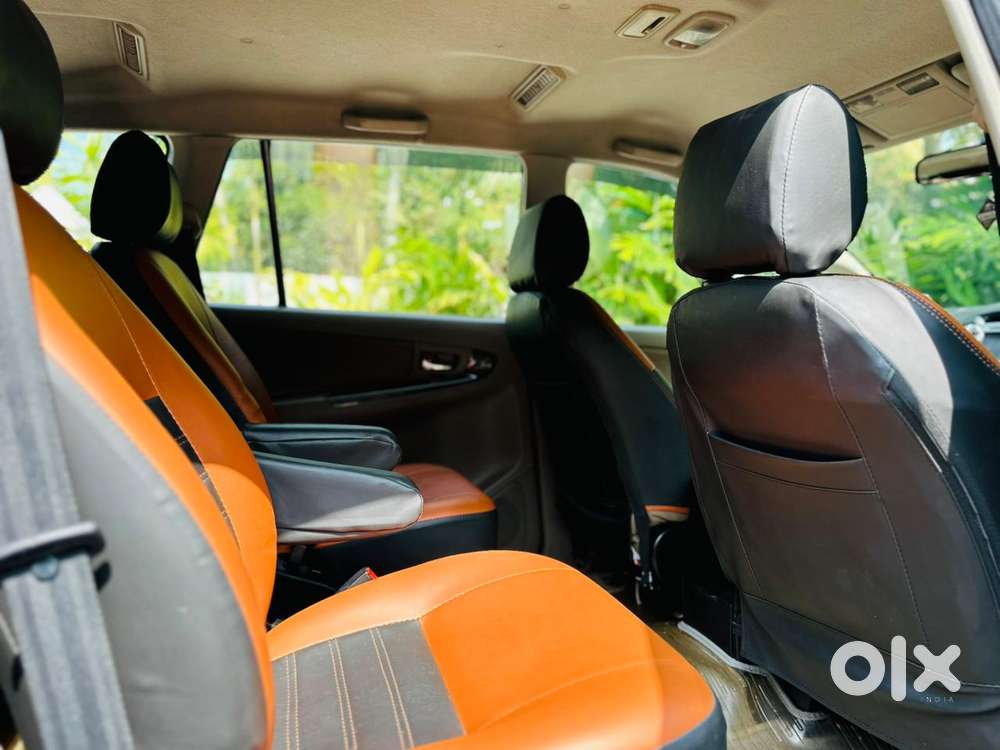 Toyota Innova 2.5 Vx 7 Seater Bs Iv, 2015, Diesel