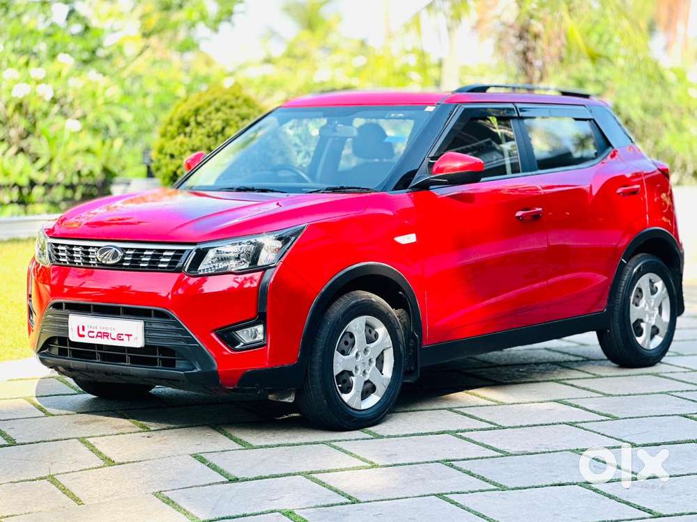 Mahindra Xuv300 1.2 W6 Amt Petrol, 2021, Petrol