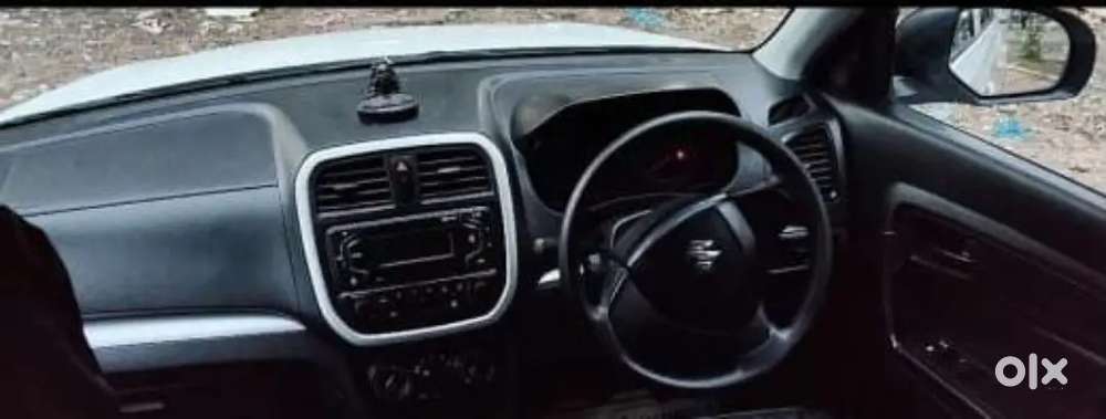 Maruti Suzuki Brezza 2022 Petrol Well Maintained