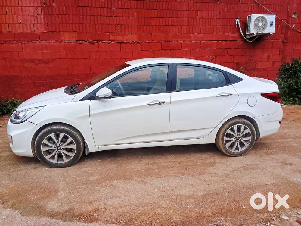 Hyundai Verna Crdi 1.6 At Sx Option, 2014, Diesel