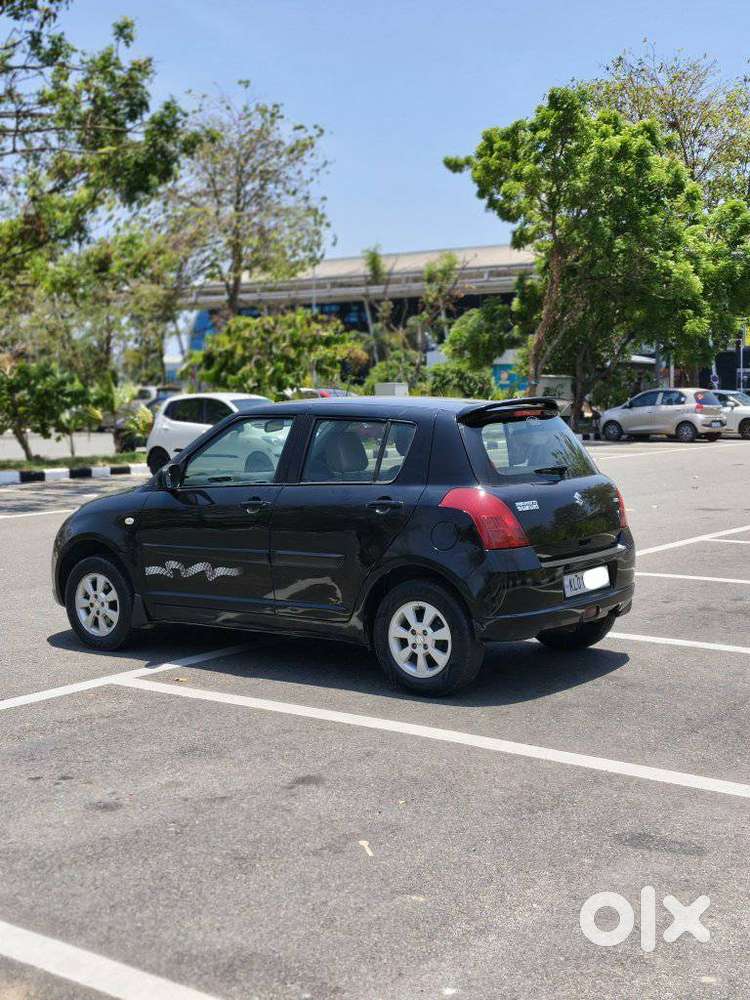 Maruti Suzuki Swift 2004-2010 Zxi Bsiv, 2008, Petrol