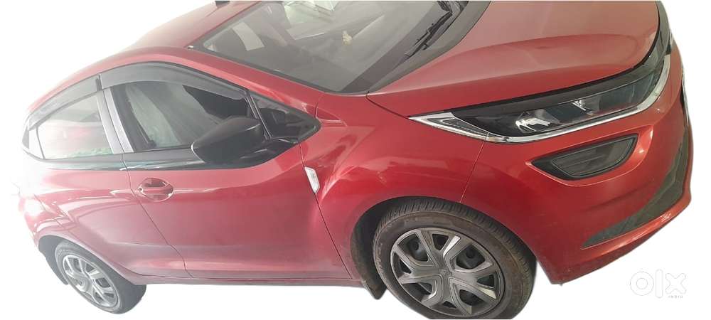 Tata Altroz 1.2 Xm Plus, 2021, Petrol