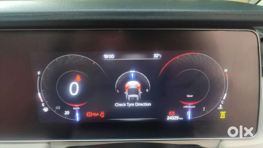 Mahindra Xuv700 2.2 Ax 5 Diesel Mt 7 Str, 2024, Diesel