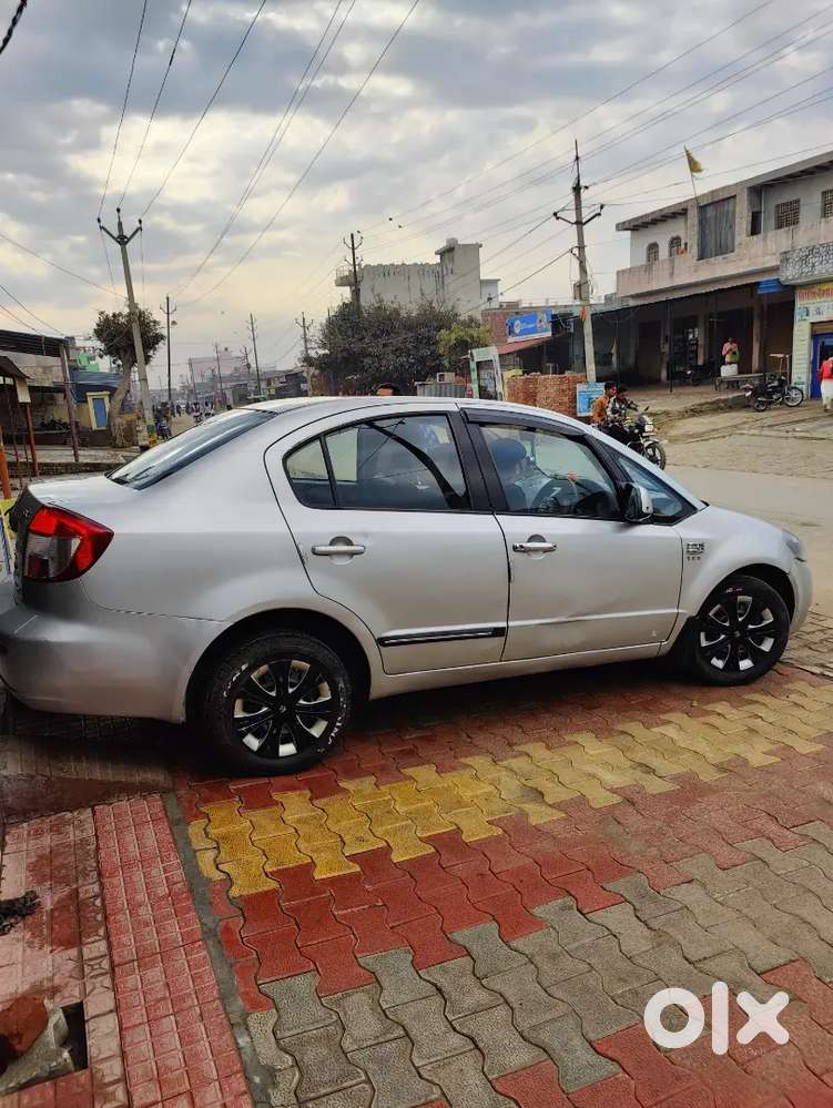 Maruti Suzuki Sx4 2011