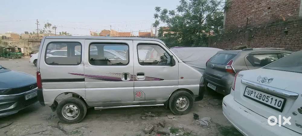 Maruti Suzuki,ecco
2014 Km-105000
