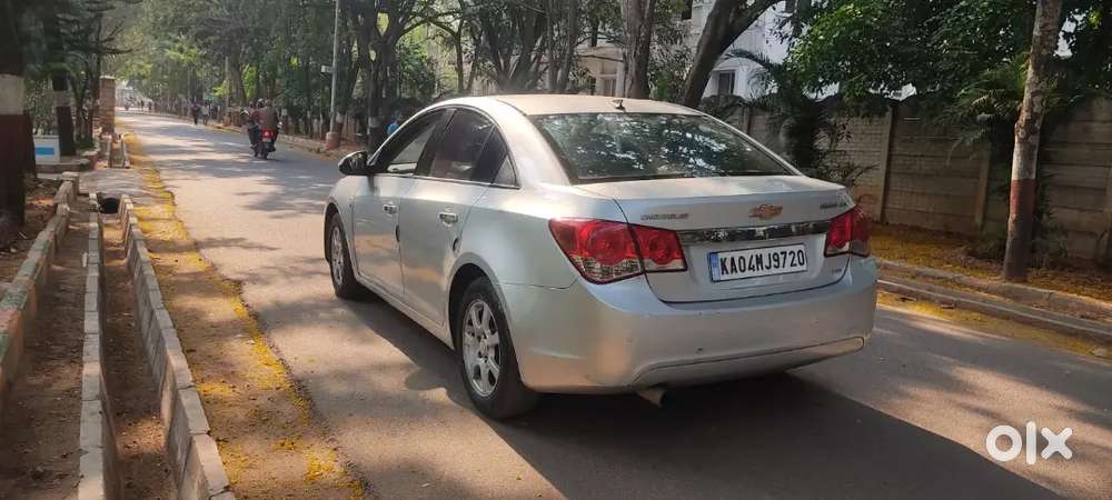 Chevrolet Cruze 2011 Diesel Well Maintained