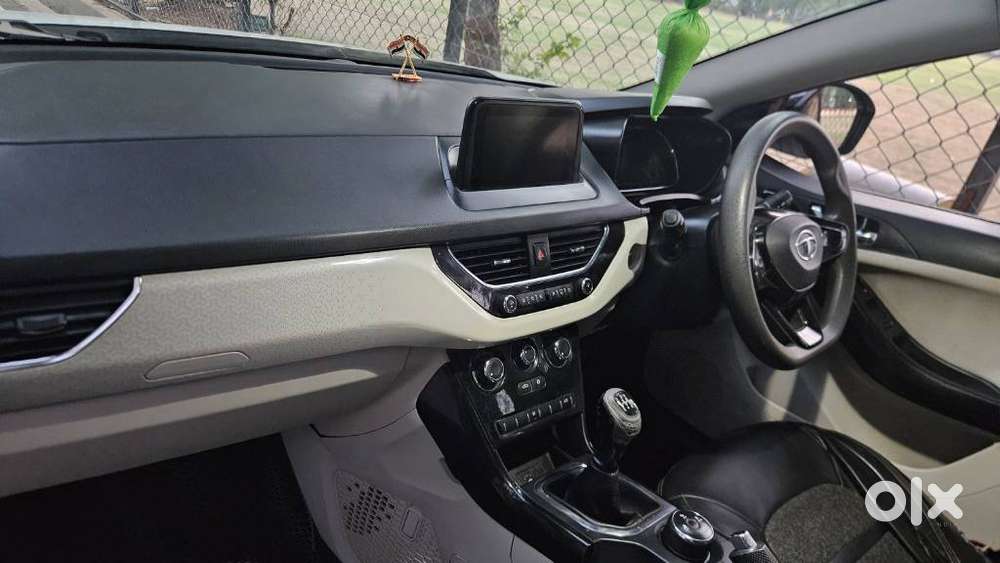Tata Nexon 1.2 Revotron Xz, 2020, Petrol