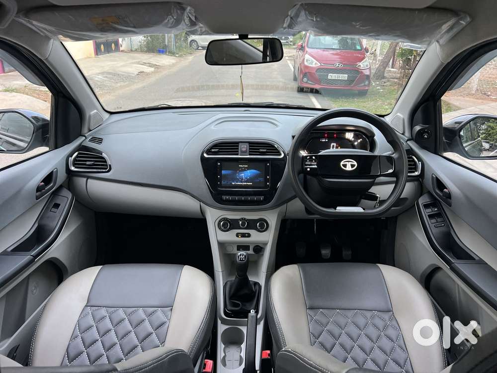 Tata Tiago 1.2 Revotron Xt Rhythm, 2025, Petrol