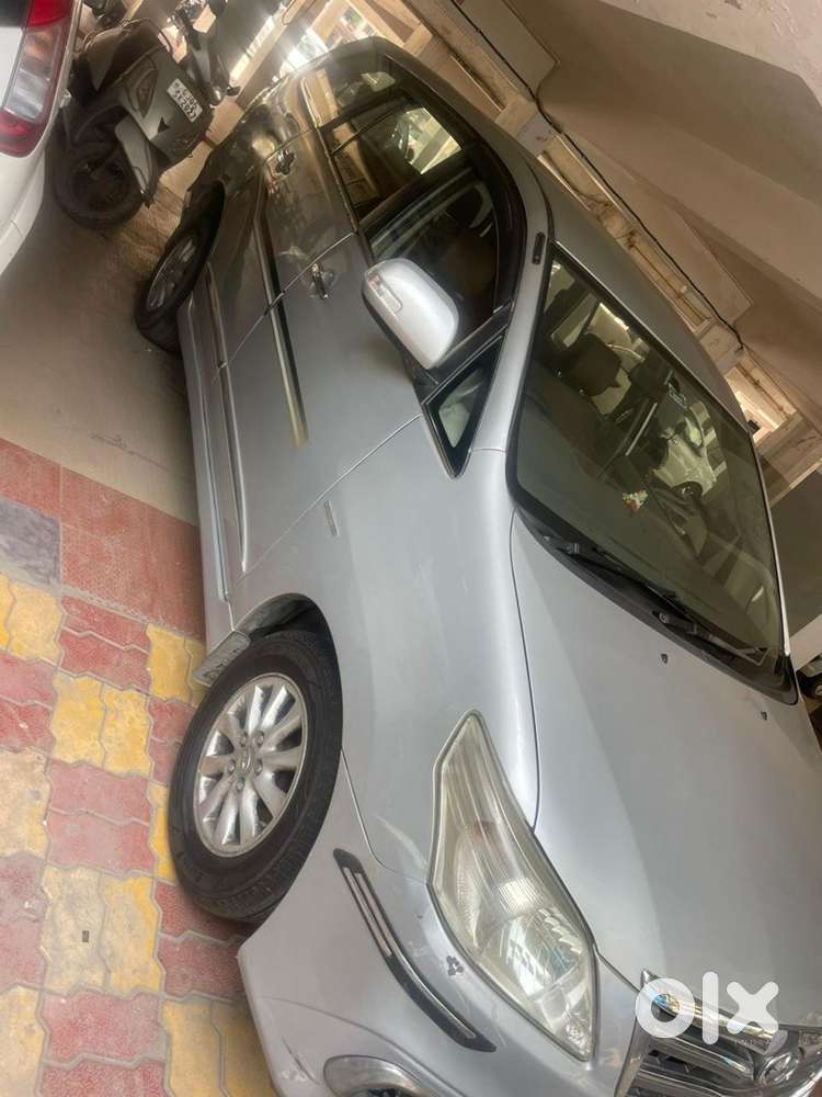 Toyota Innova Diesel 2014