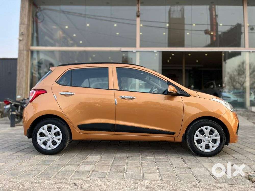 Hyundai Grand I10 Sportz, 2013, Petrol