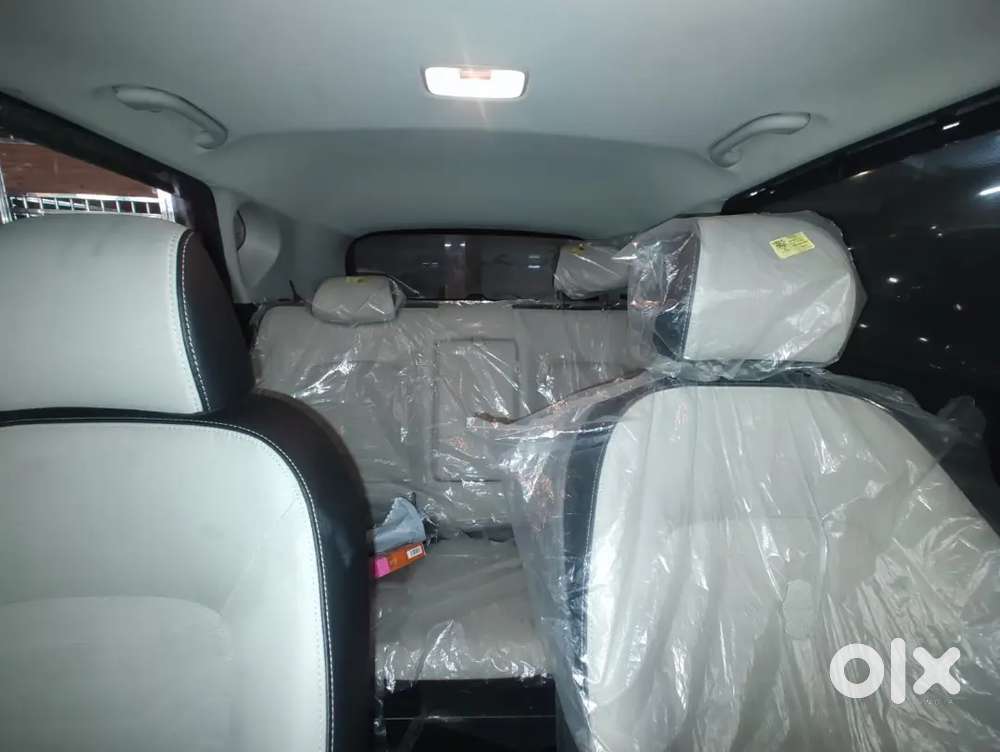 Kia Sonet 2022 Petrol 7500 Km Driven