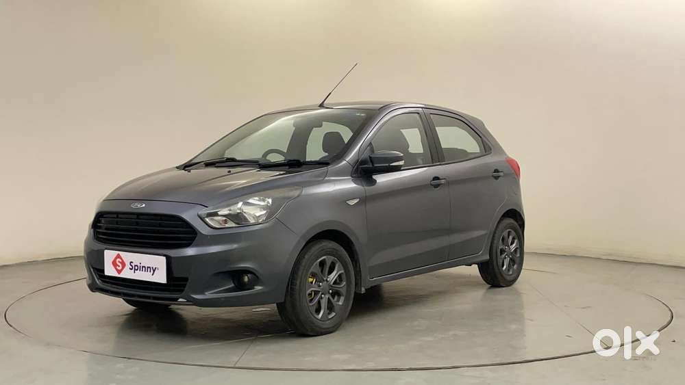 Ford Figo 1.2p Trend Mt, 2015, Petrol