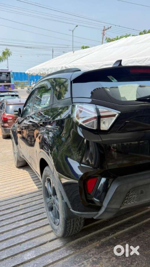 Tata Nexon 1.2 Revotron Xza Plus, 2022, Petrol