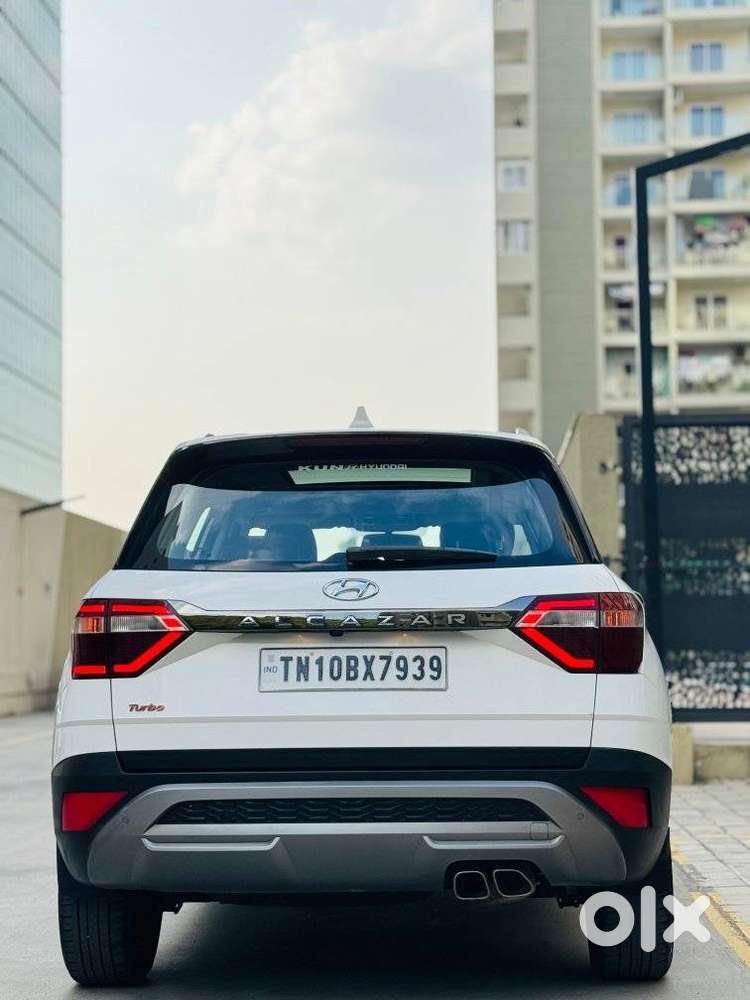 Hyundai Alcazar Platinum, 2024, Petrol