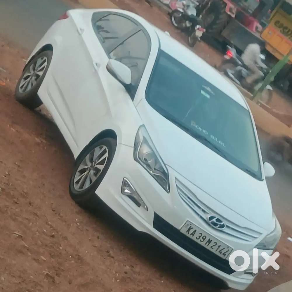 Hyundai Fluidic Verna 2017