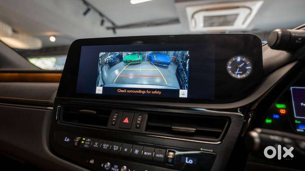 Lexus Es 300h Luxury, 2025, Petrol