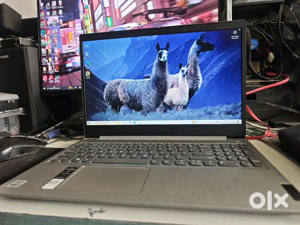 LENOVO IDEAPAD 15 LAPTOP INTEL I3 10 TH GEN 8 GB RAM 256GB SSD 15.6LED