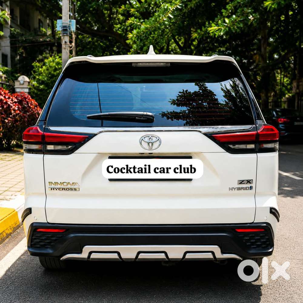 Toyota Innova Hycross 2.0 Zx (o) Hybrid 7 Str, 2023, Petrol