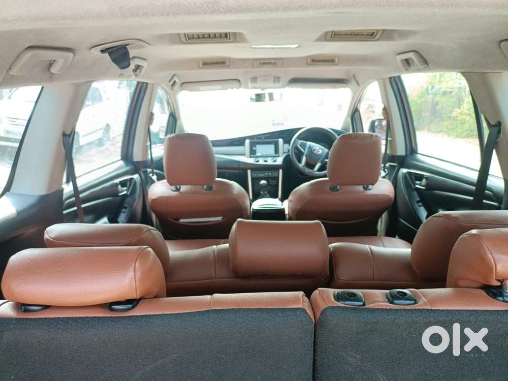 Toyota Innova Crysta 2.4 G Mt 8s, 2017, Diesel