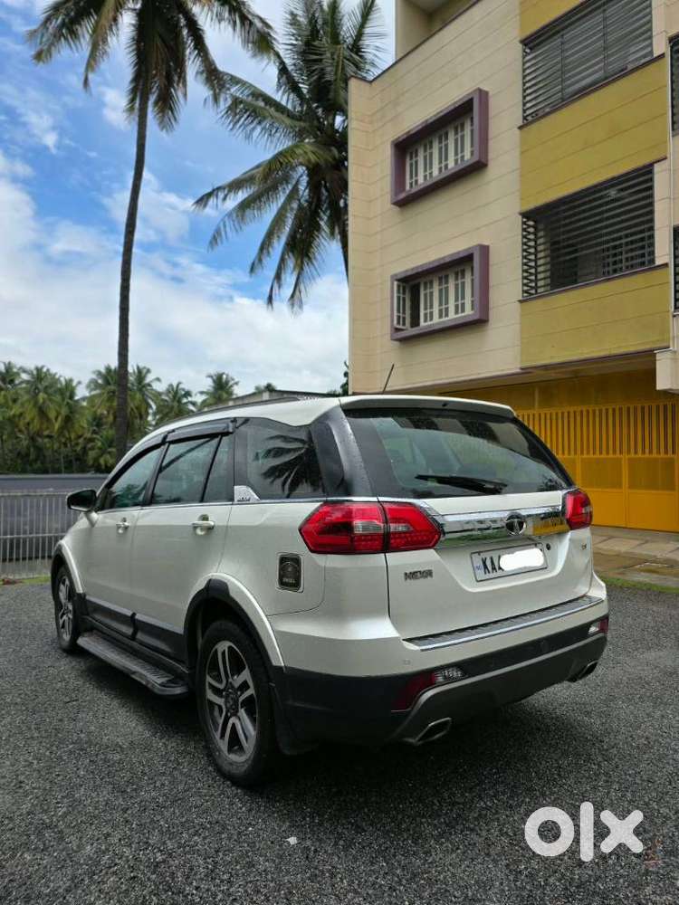 Tata Hexa 2.2 Xt 4x2 7 Str Dual Tone, 2017, Diesel