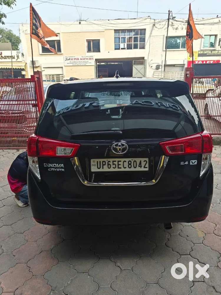 Toyota Innova Crysta Diesel 2021