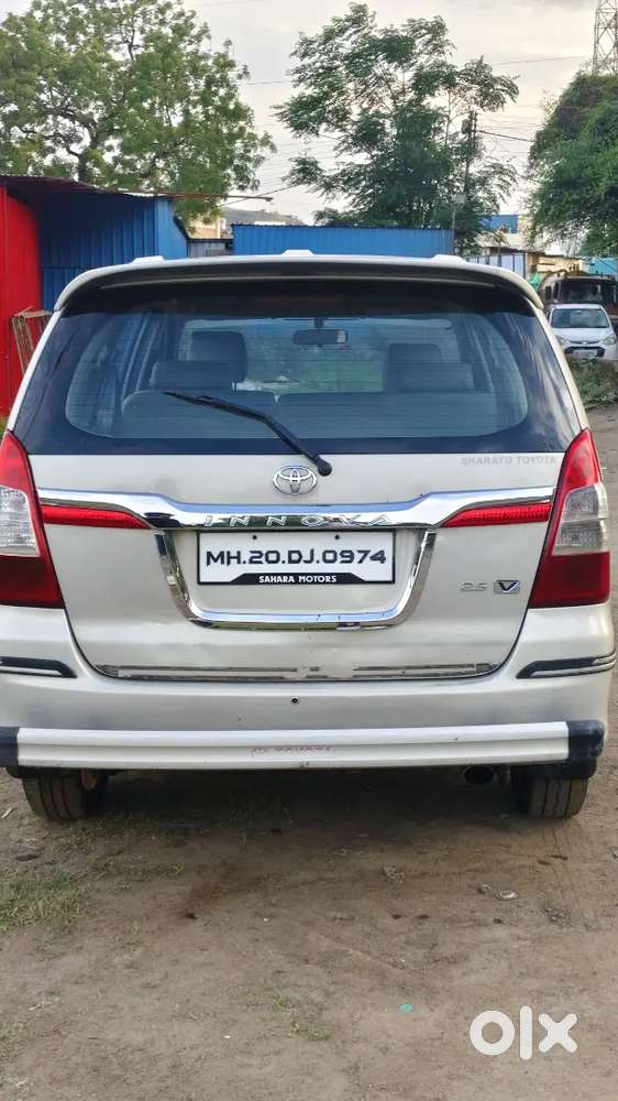 Toyota Innova 2014 Diesel Well Maintained