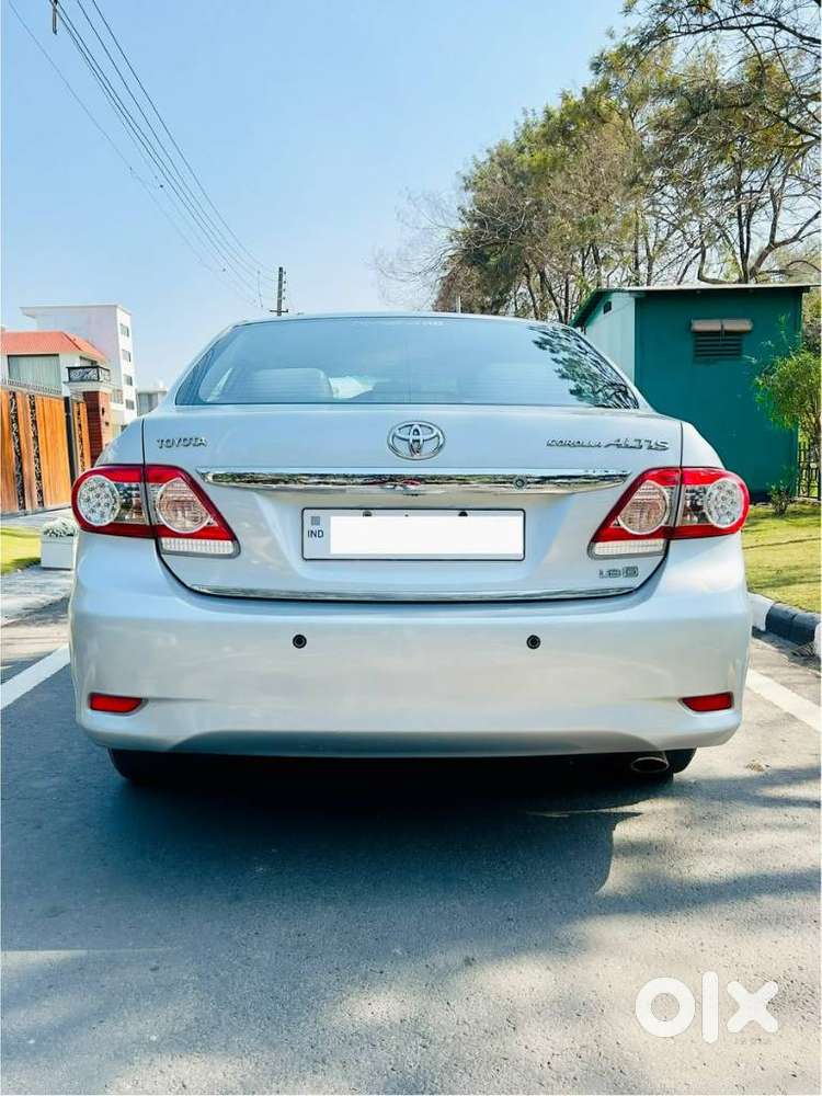 Toyota Corolla Altis G At, 2012, Petrol