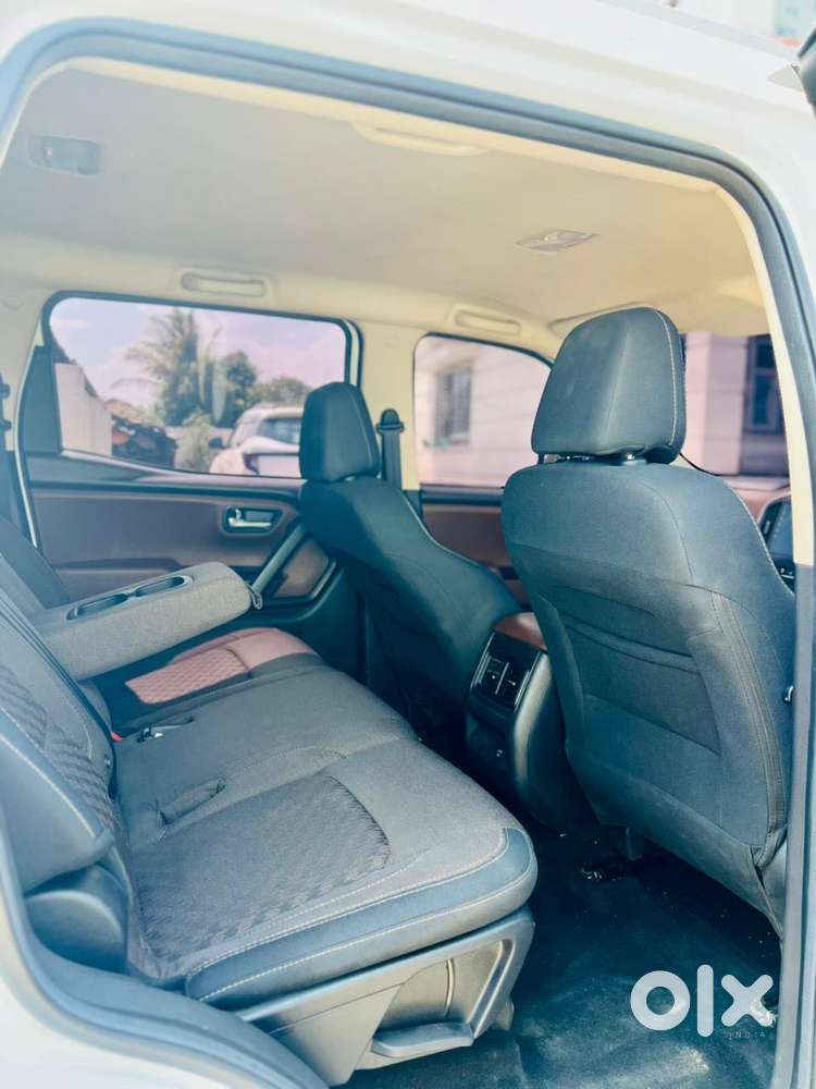 Mahindra Scorpio N Z2 Diesel Mt 7 Str, 2025, Diesel