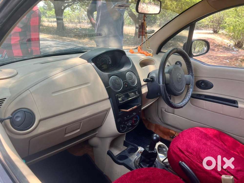 Chevrolet Spark 2011 Petrol Well Maintained