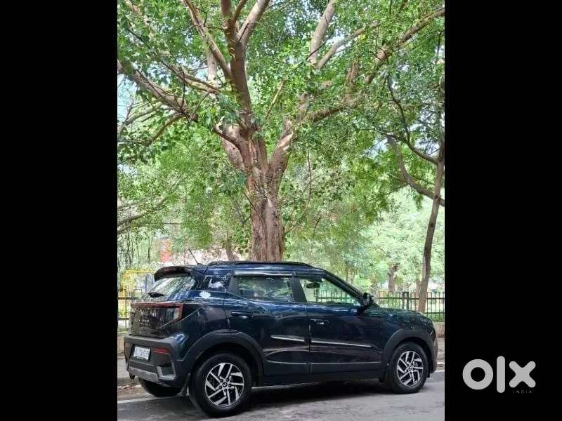 Mahindra Xuv 3xo Ax5l 1.2 Petrol At, 2024, Petrol