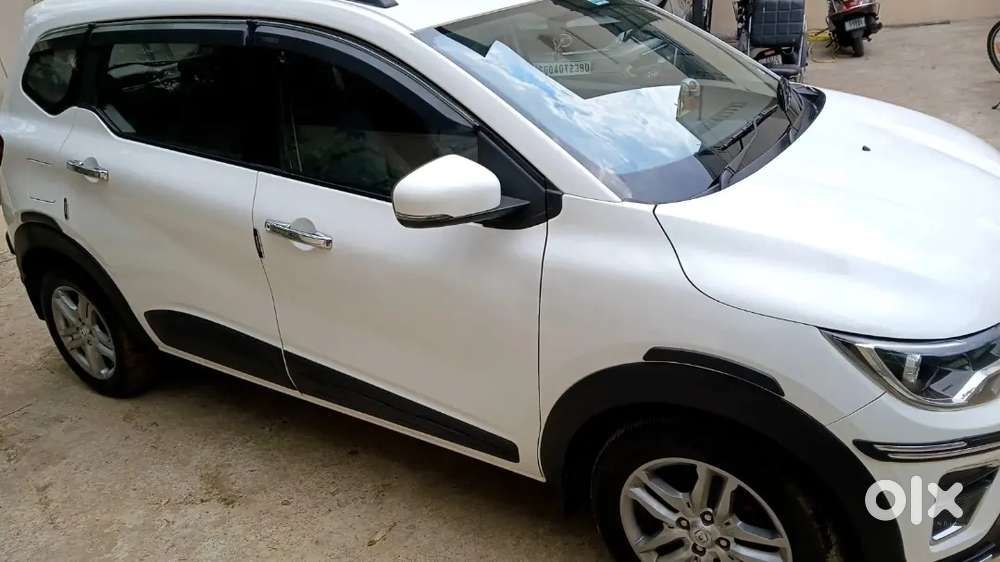 Renault Triber Automatic Top Model