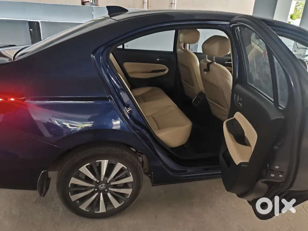 Honda City Zx 2024 Petrol Well Maintained