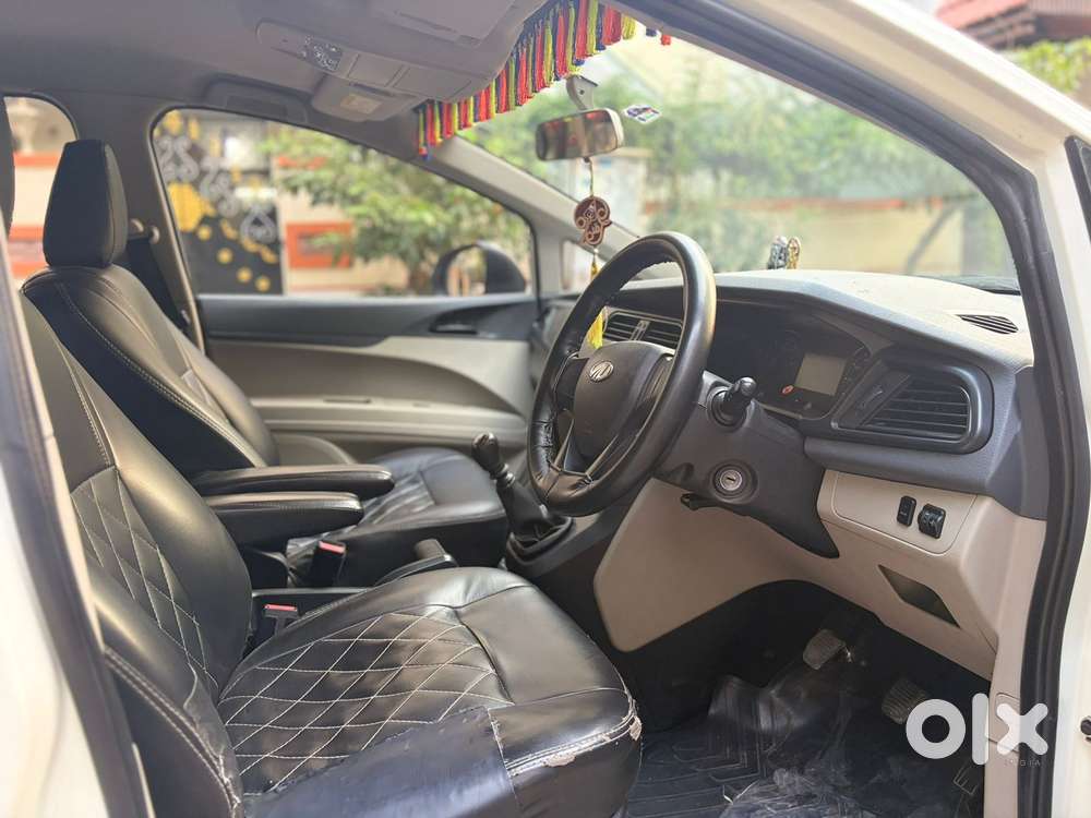 Mahindra Marazzo M2, 2023, Diesel