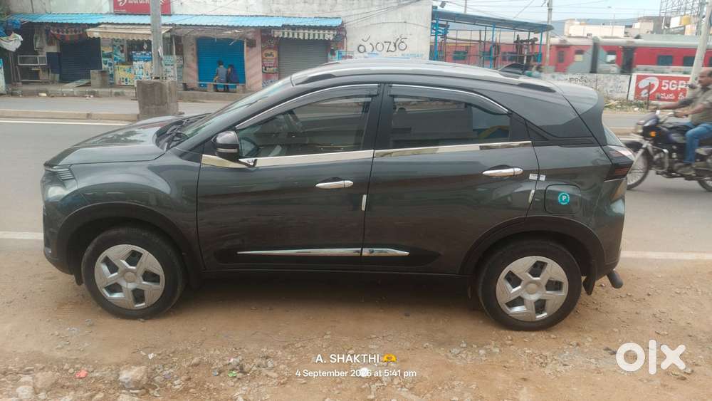 Tata Nexon Pure Plus (s) Petrol Amt, 2025, Cng & Hybrids