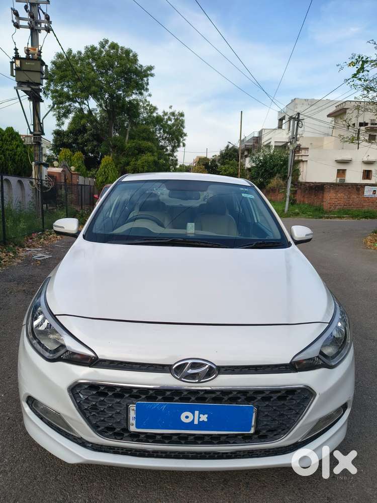 Hyundai I20 Sportz 1.2 Bs-iv, 2019, Petrol