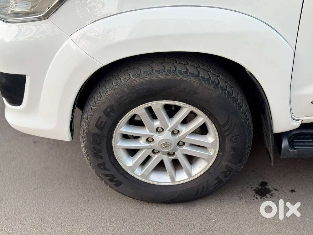 Toyota Fortuner 2011-2016 4x2 Manual, 2013, Diesel