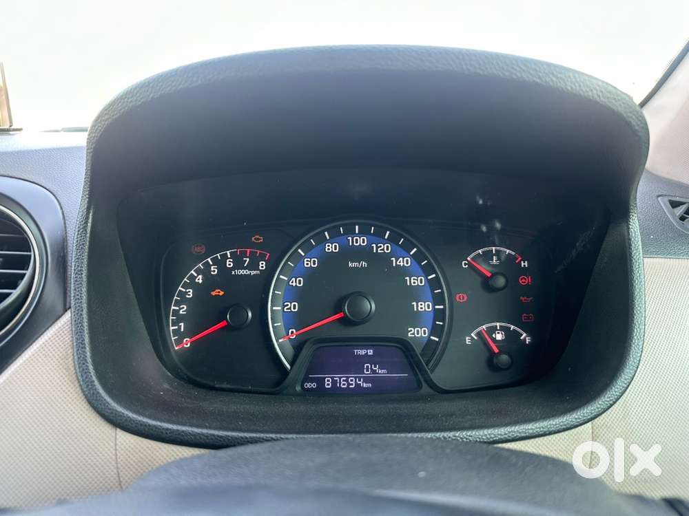 Hyundai Xcent 2016 Petrol Well Maintained