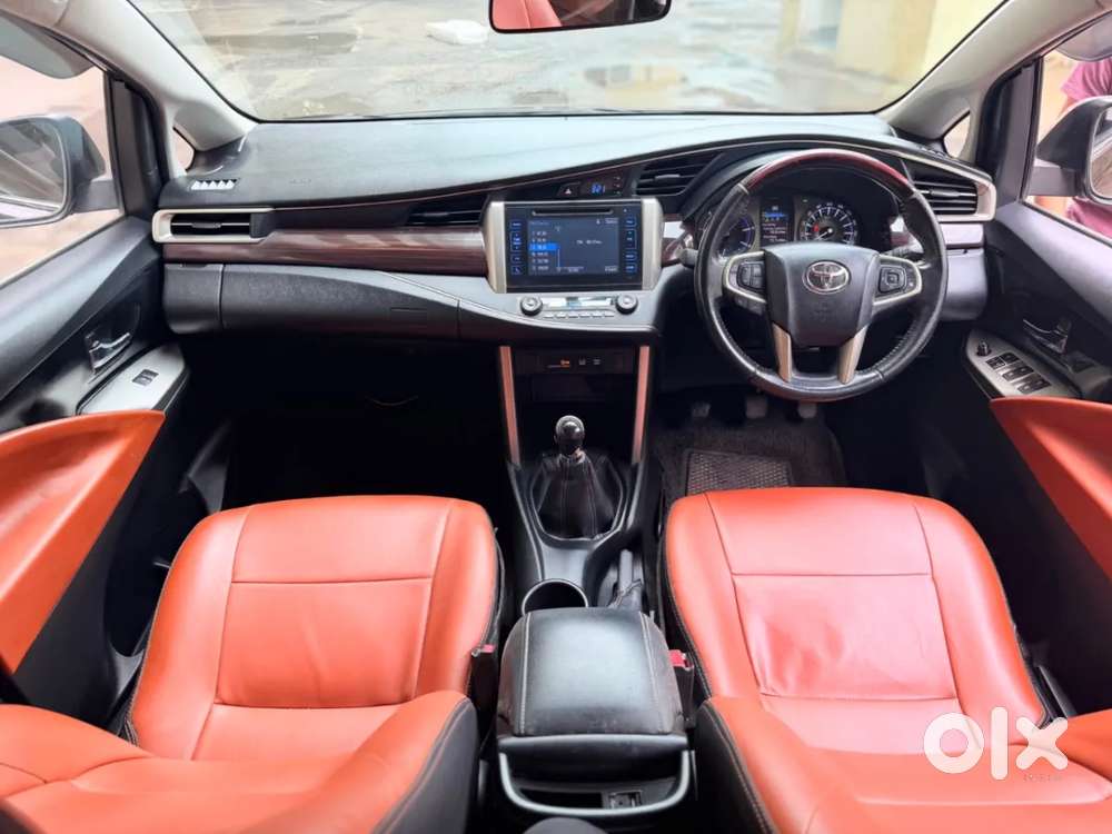 Toyota Innova Crysta G 8 Str, 2016, Diesel
