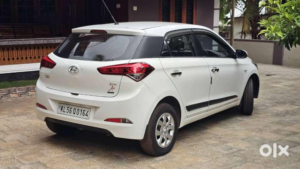 Hyundai I20 Petrol Era, 2016, Petrol