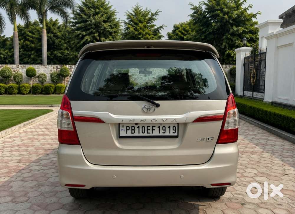 Toyota Innova Diesel 2015