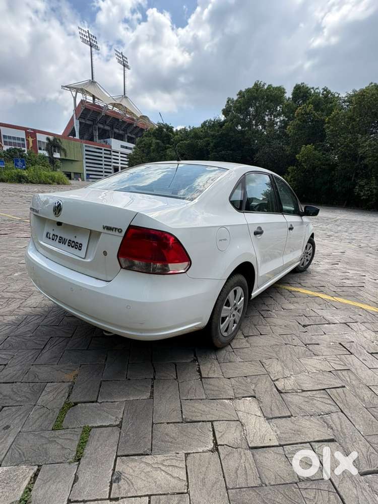 2013 Vento Petrol -urgent Sale