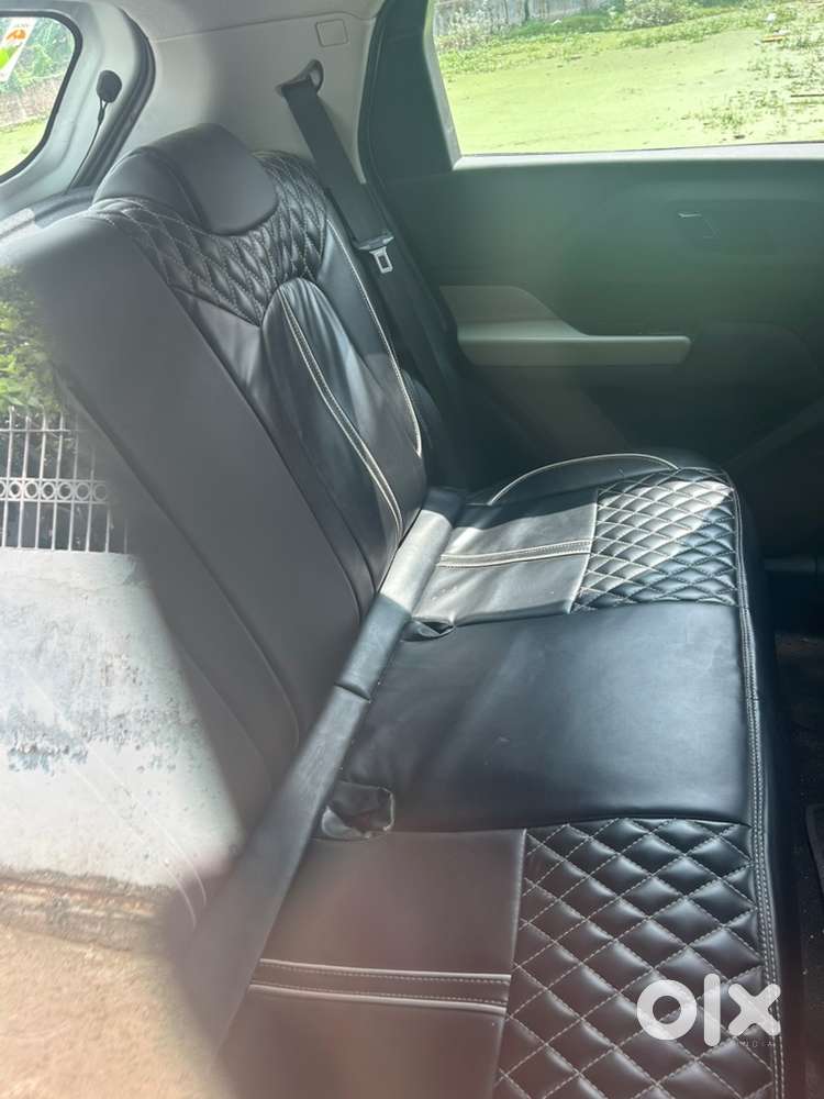 2023 Tata Punch Petrol Automatic 26000 Km