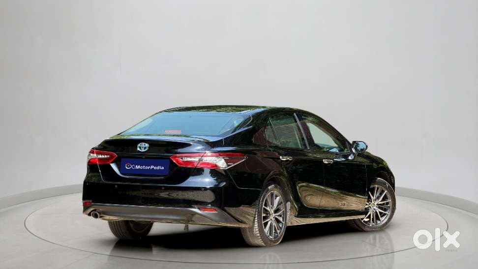 Toyota Camry 2.5 Hybrid, 2023, Petrol